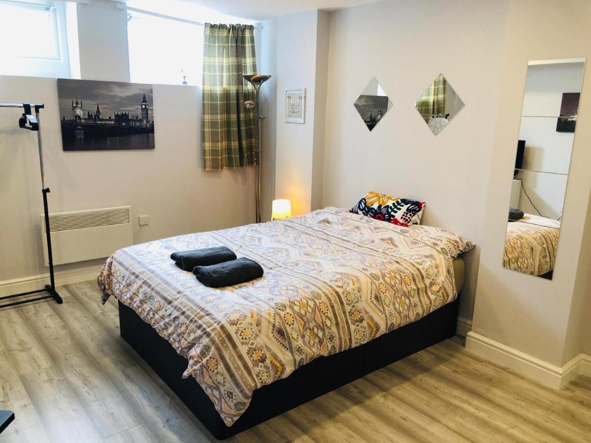 - Westcliff & Apartment *