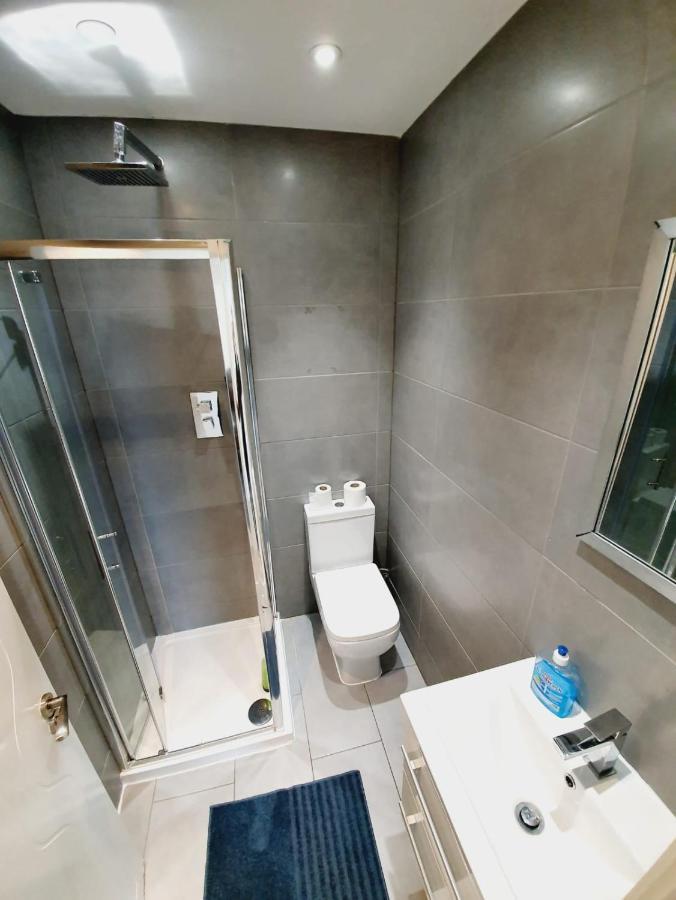 - Westcliff & Apartment *