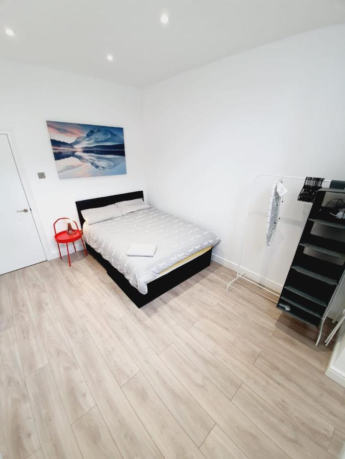 Apartment - Westcliff &