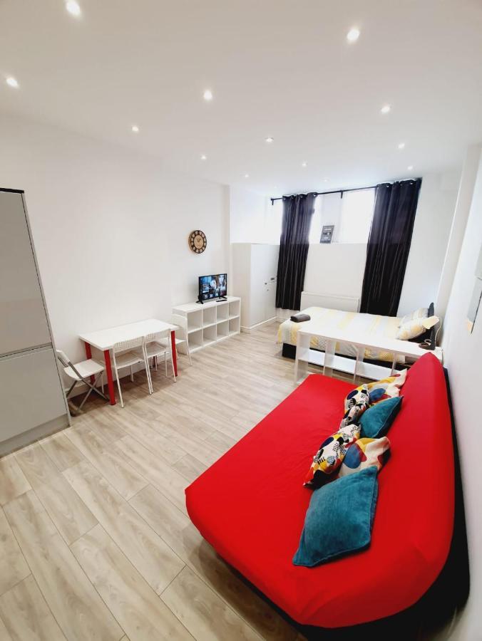- Westcliff & Apartment