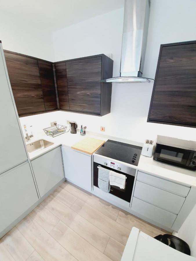 - Westcliff &