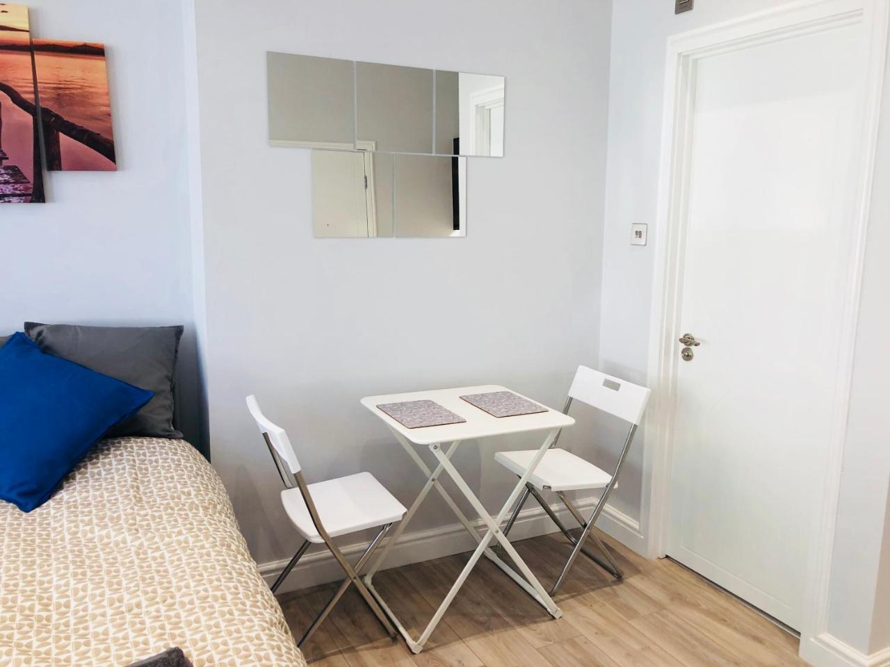 Apartment - Westcliff &