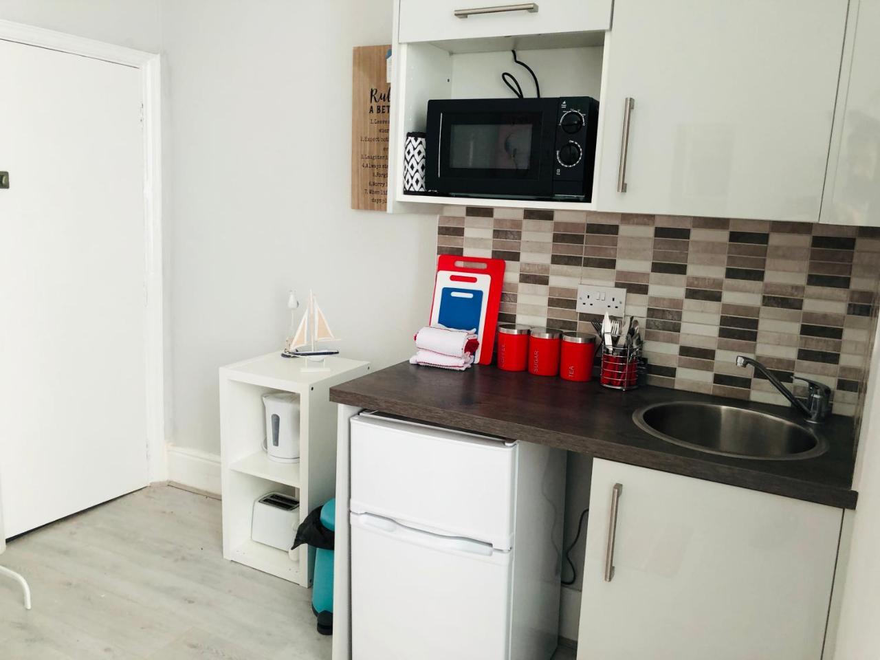 Apartment - Westcliff & Southend-on-Sea