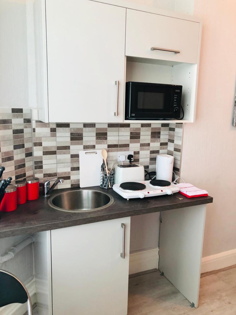 Apartment - Westcliff & *